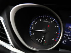 2017款 2.0L CVT领尚版