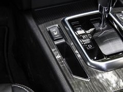 2017款 2.0L CVT领尚版