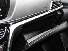 2017款 2.0L CVT领尚版