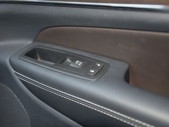 2016款 3.6L 豪华导航版