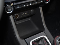 2016款 1.5L 手动智联III型