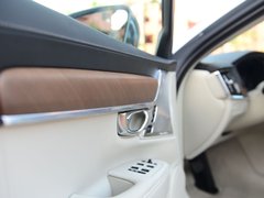 2016款 2.0T T6 AWD智尊版