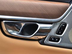 2016款 2.0T T6 AWD智尊版