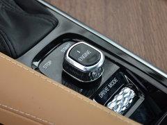 2016款 2.0T T6 AWD智尊版