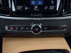 2016款 2.0T T6 AWD智尊版