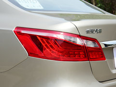 2016款 1.8T 自动智享版尊领型