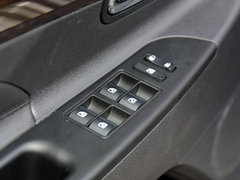 2016款 1.8T 自动智享版尊领型