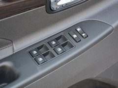 2016款 1.8T 自动智享版尊领型