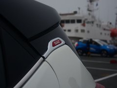 2016款 双模版 1.5L全时四驱旗舰型