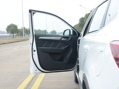 2016款 20T 两驱手动旗舰版