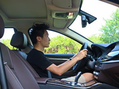 2017款 528Li 豪华设计套装