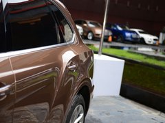 2016款 6.0T 标准版