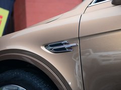 2016款 6.0T 标准版