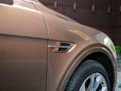 2016款 6.0T 标准版