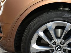 2016款 6.0T 标准版