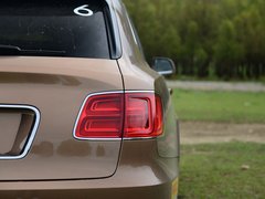 2016款 6.0T 标准版