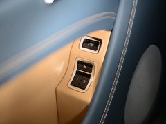 2016款 6.0T 标准版
