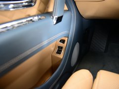 2016款 6.0T 标准版