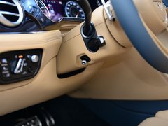 2016款 6.0T 标准版
