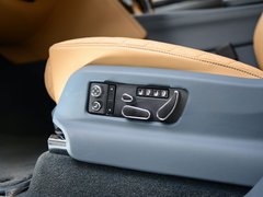 2016款 6.0T 标准版