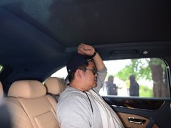 2016款 6.0T 标准版