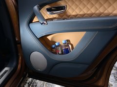 2016款 6.0T 标准版
