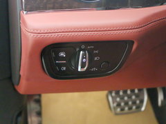 2016款 6.0T 标准版