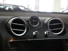 2016款 6.0T 标准版