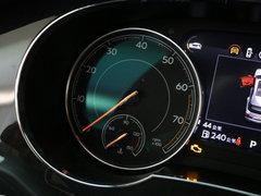 2016款 6.0T 标准版