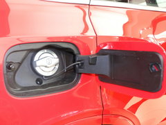 2016款 6.0T 标准版