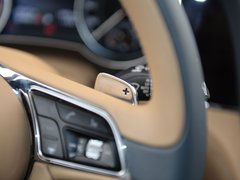 2016款 6.0T 标准版