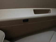 2016款 1.5T 手动舒适型7座