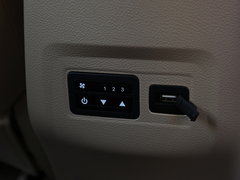 2016款 1.5T 手动舒适型7座
