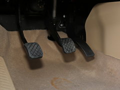 2016款 1.5T 手动舒适型7座