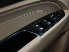 2016款 1.5T 手动舒适型7座