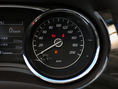2016款 1.5T 手动舒适型7座
