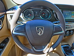 2016款 1.5T 手动舒适型7座