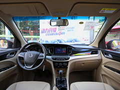 2016款 1.5T 手动舒适型7座