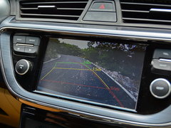 2017款 1.8L 自动精英型