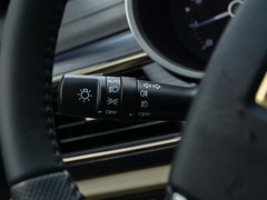 2017款 1.8L 自动精英型