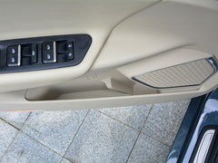 2017款 1.8L 自动精英型