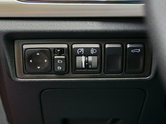 2017款 1.3T 自动旗舰型