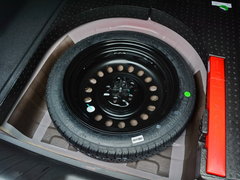2017款 1.3T 自动旗舰型