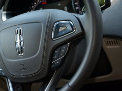 2017款 2.0T 尊耀版