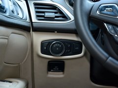 2017款 2.0T 尊耀版