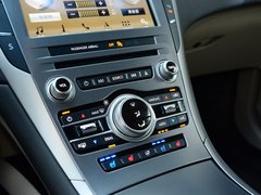 2017款 2.0T 尊耀版