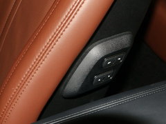 2017款 2.0T 尊耀版