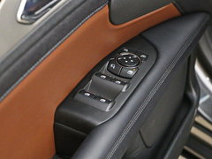 2017款 2.0T 尊耀版