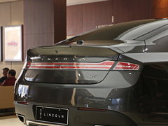 2017款 2.0T 尊耀版
