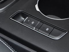 2017款 1.5T CVT尊享型